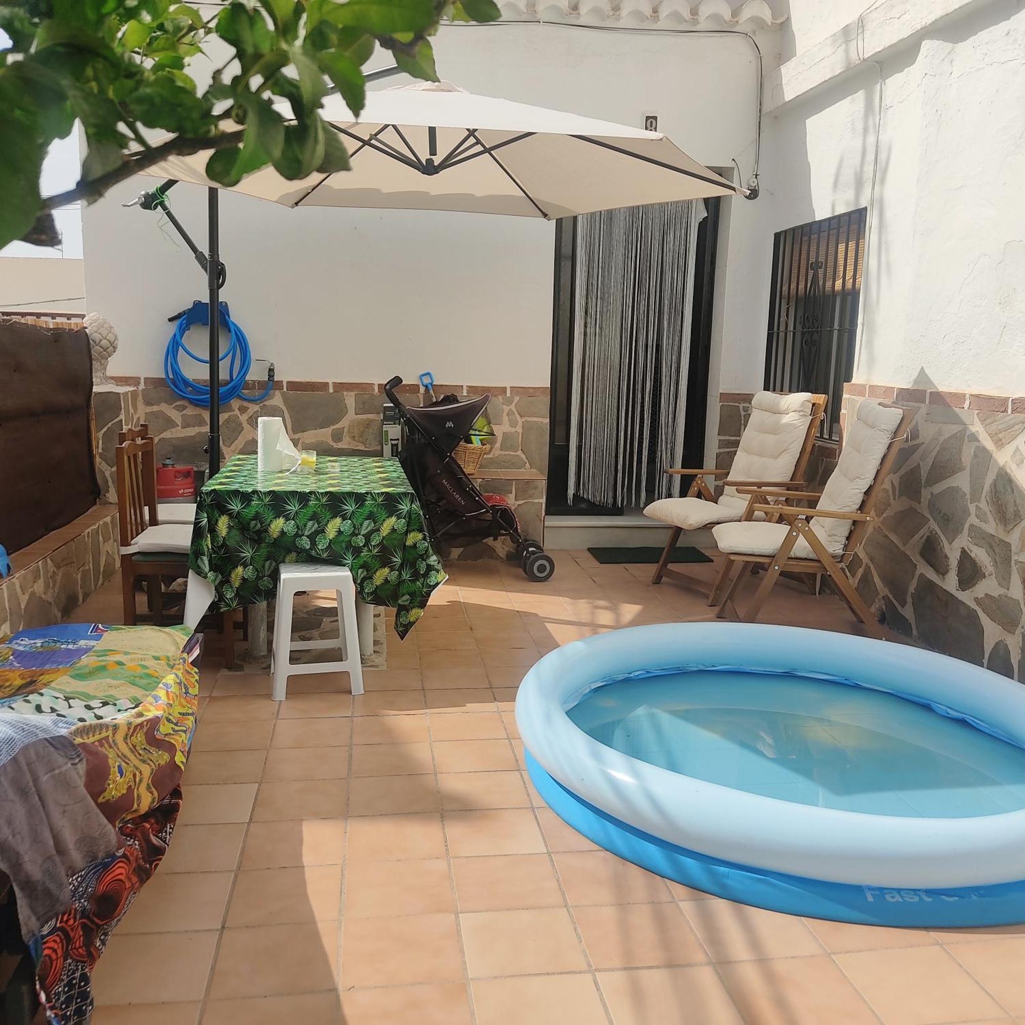 Acogedora Casa Familiar Con Patio Villa Salobrena Exterior photo